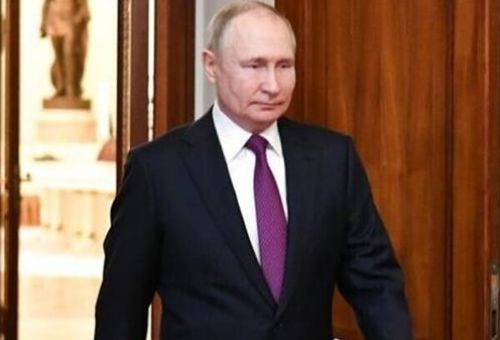 Πούτιν: Θα συνεχίσει τα πλήγματά κατά ου...
