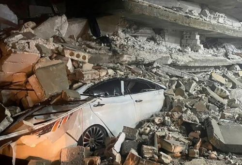 Σεισμός 7,8 ρίχτερ στην Τουρκία: Αυξάνετ...