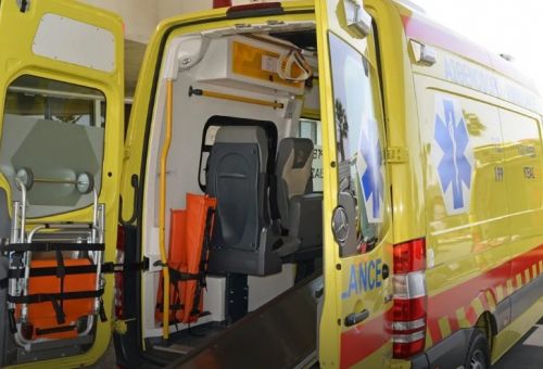 Μετωπική σύγκρουση στην Πάφο, σοβαρά στο...
