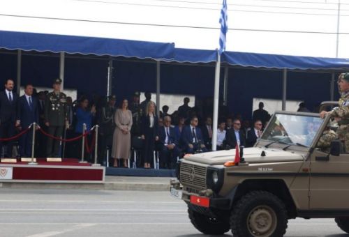 Μηνύματα ενότητας και αγωνιστικότητας έσ...