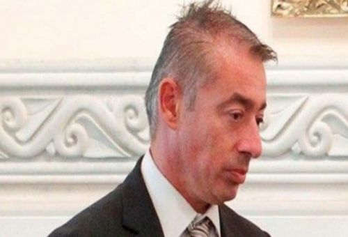 Ελεύθερος με εγγύηση και μία προειδοποίη...
